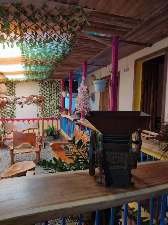 菲兰迪亚 Hostal Casa Madrigal酒店 外观 照片